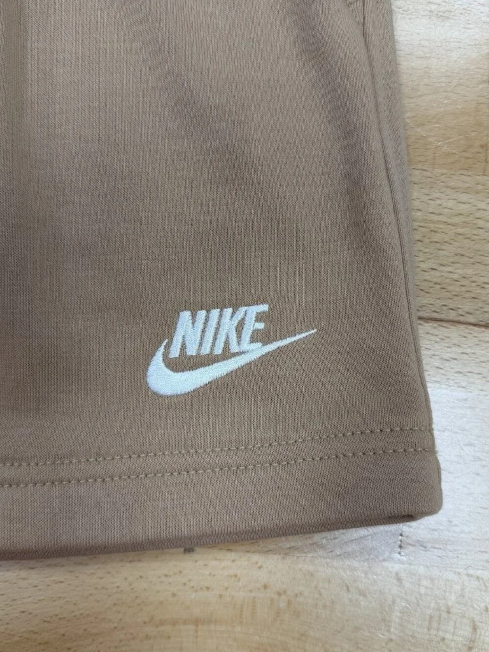 Nike Girls' Sportswear Club French Terry Athletic Skirt size M/10-12 Hemp-Brown